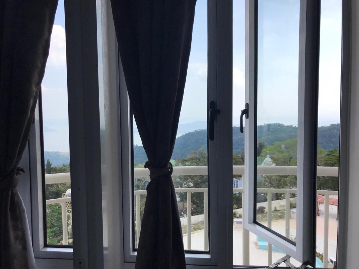Condo With Free Swimming Pool & Viewing Deck Tagaytay City Zewnętrze zdjęcie