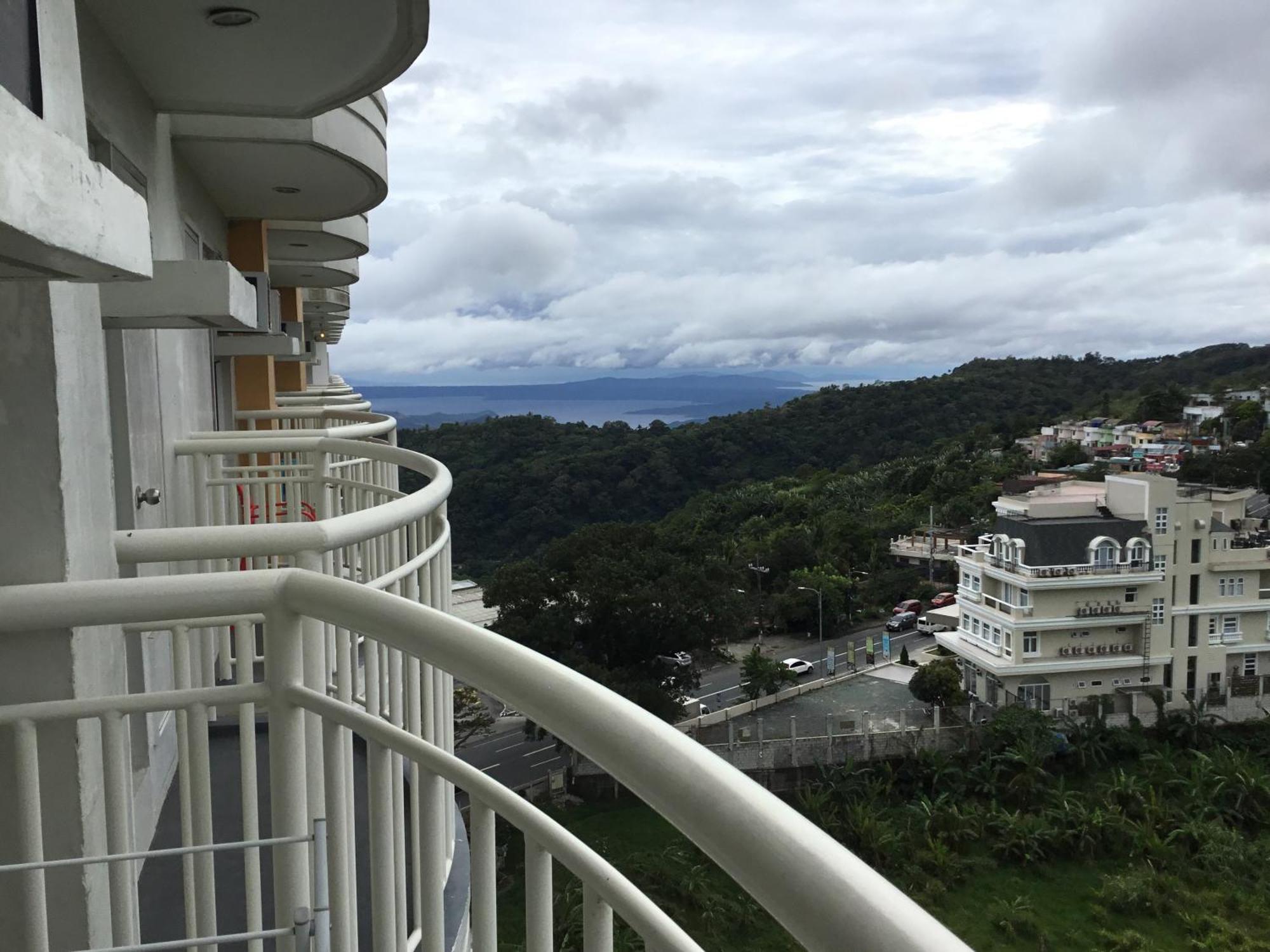 Condo With Free Swimming Pool & Viewing Deck Tagaytay City Pokój zdjęcie